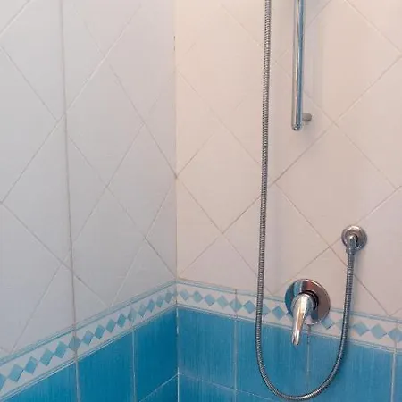 Camere Vicino Alla Spiaggia Budoniaffitti *