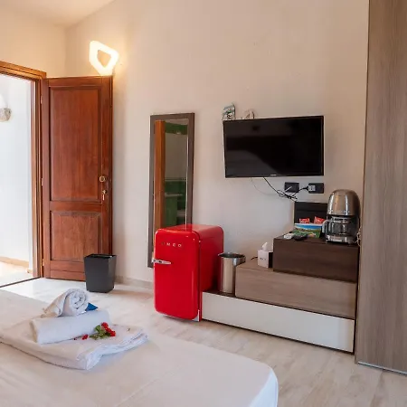 Camere Vicino Alla Spiaggia Budoniaffitti * تانايونيلا
