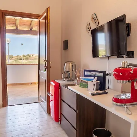 Camere Vicino Alla Spiaggia Budoniaffitti * تانايونيلا