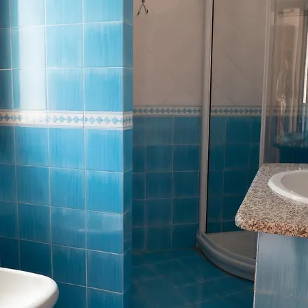 Camere Vicino Alla Spiaggia Budoniaffitti تانايونيلا