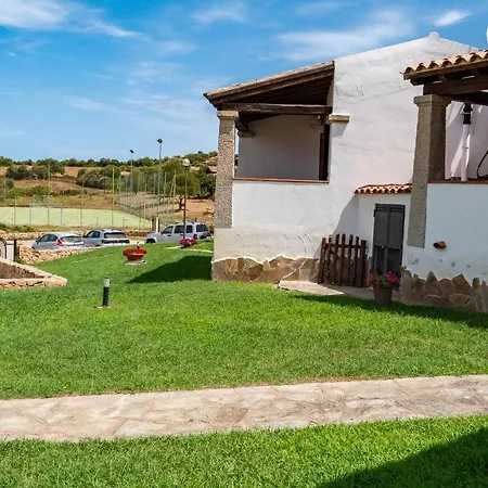 Camere Vicino Alla Spiaggia Budoniaffitti * Tanaunella