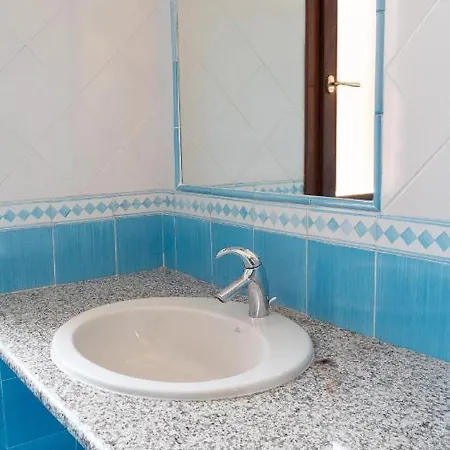 Camere Vicino Alla Spiaggia Budoniaffitti *