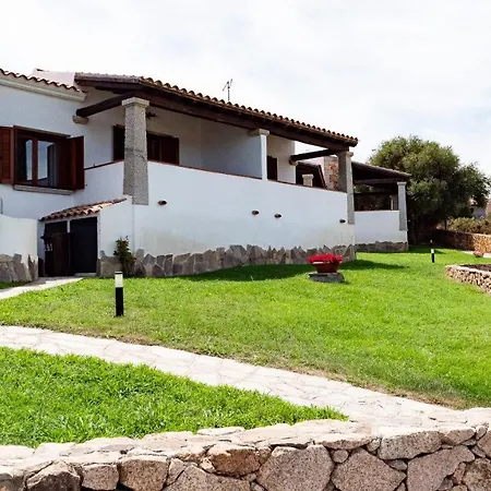 Camere Vicino Alla Spiaggia Budoniaffitti Tanaunella