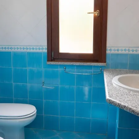 Camere Vicino Alla Spiaggia Budoniaffitti Tanaunella